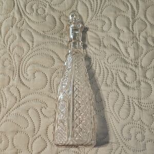 Elegant Clear Glass Patterned Decanter